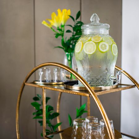 Hotel Legado Alcazar (Adults Only) Seville Ngoại thất bức ảnh