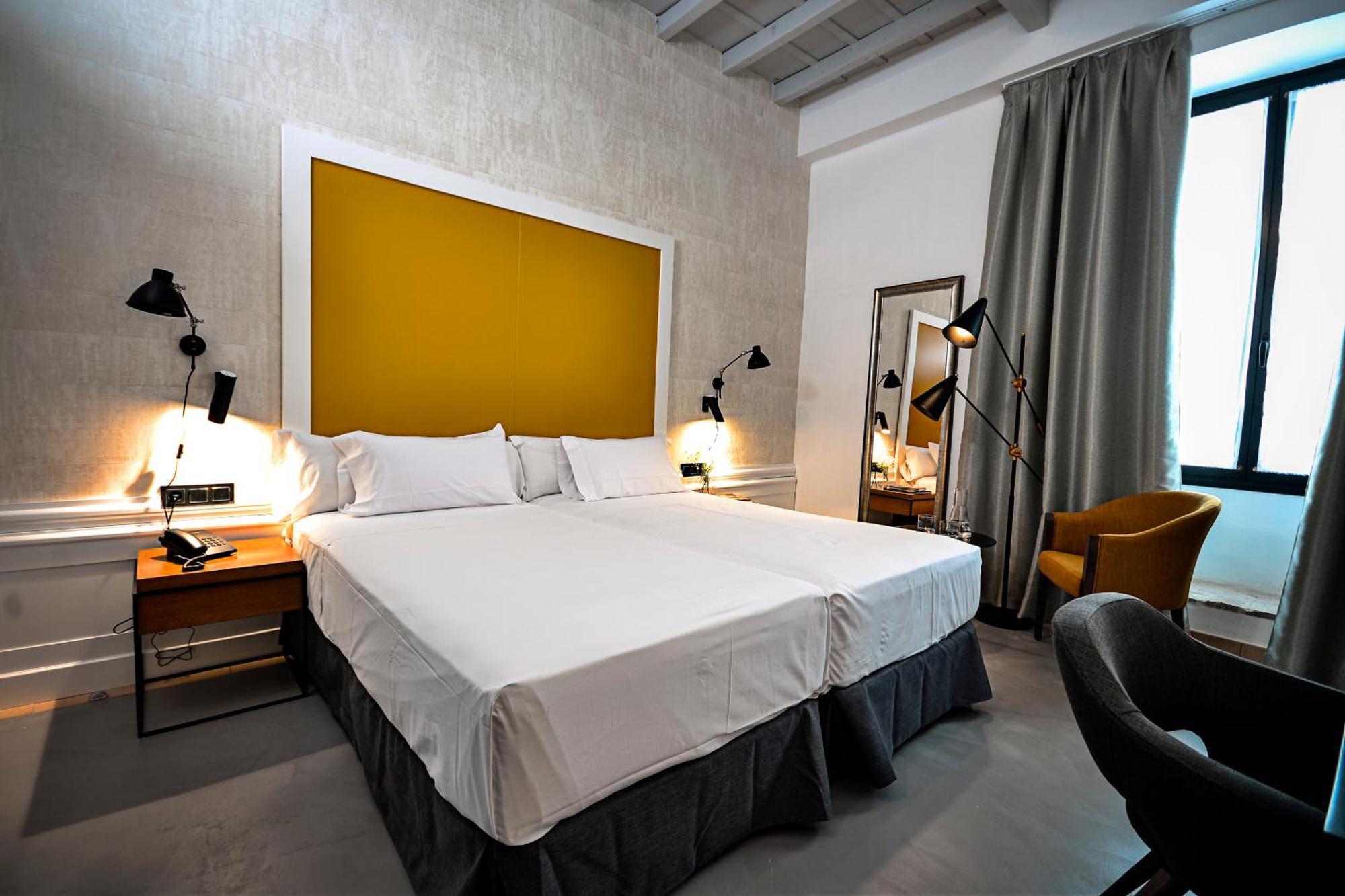Hotel Legado Alcazar (Adults Only) Seville Ngoại thất bức ảnh