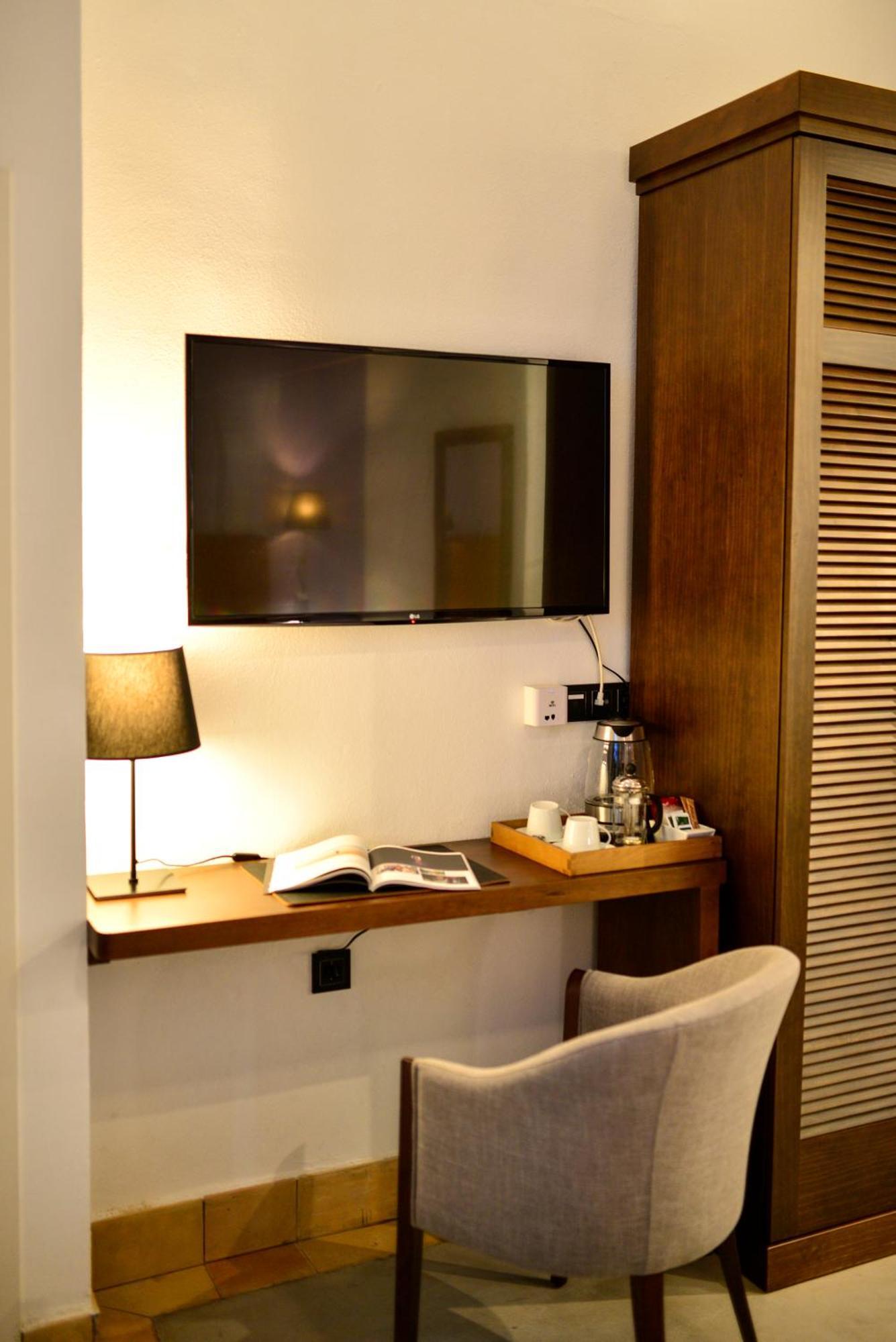 Hotel Legado Alcazar (Adults Only) Seville Ngoại thất bức ảnh