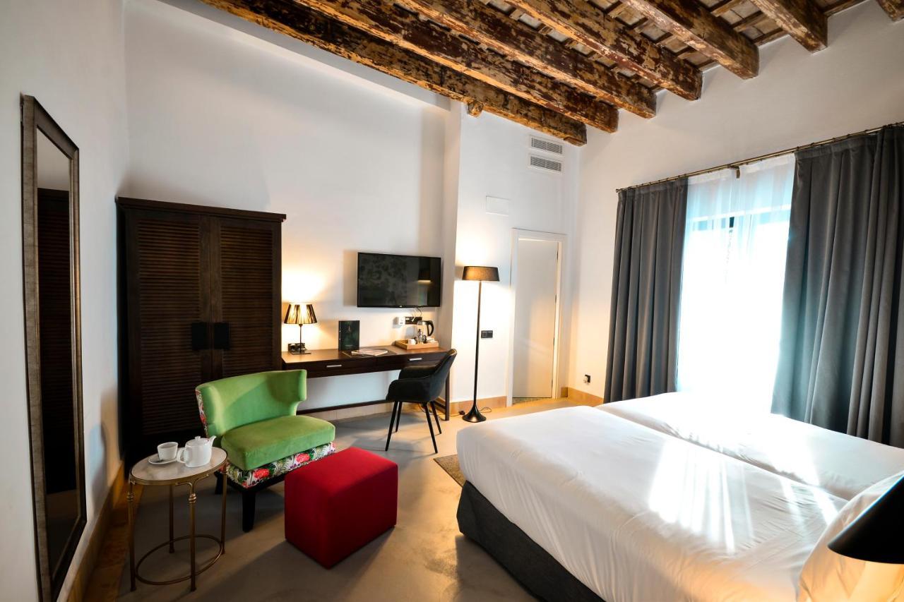 Hotel Legado Alcazar (Adults Only) Seville Ngoại thất bức ảnh